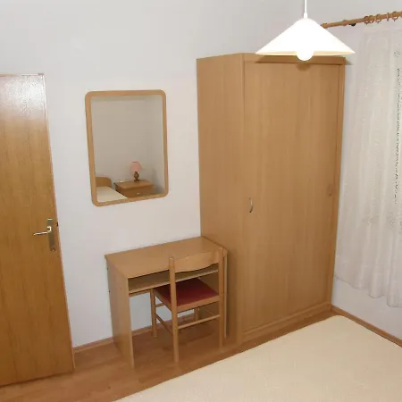 Veronika Apartamento *